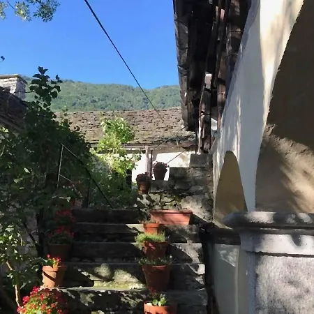 Palazzo Eglin - Safe Landscape Apartment Maggia TI